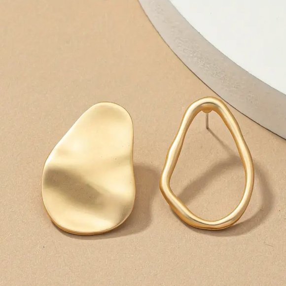 14K Gold Filled Art Deco Earrings - Picture 5 of 5